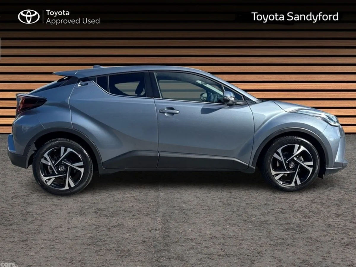 Toyota C-HR SUV, Petrol Hybrid, 2023, Grey