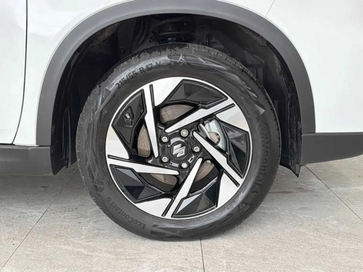 Suzuki Vitara SUV, Petrol Hybrid, 2026, White