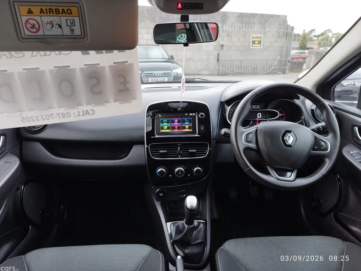 Renault Clio Hatchback, Petrol, 2019, Grey