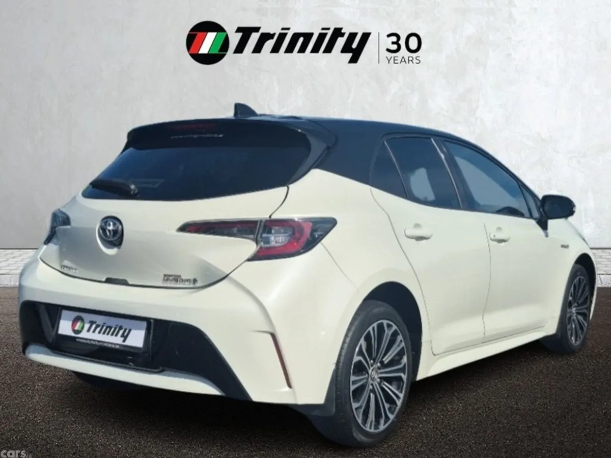 Toyota Corolla Hatchback, Petrol Hybrid, 2019, White