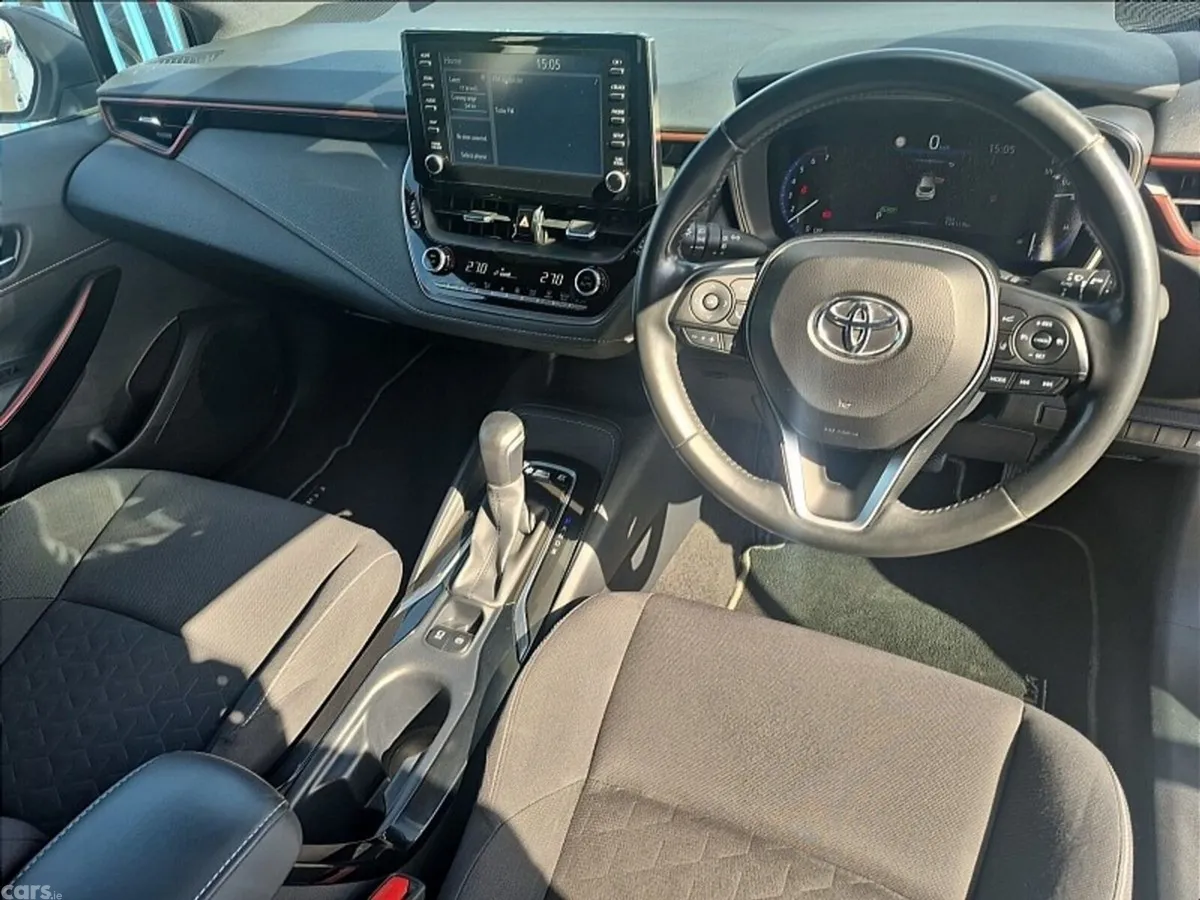 Toyota Corolla Hatchback, Petrol Hybrid, 2019, White