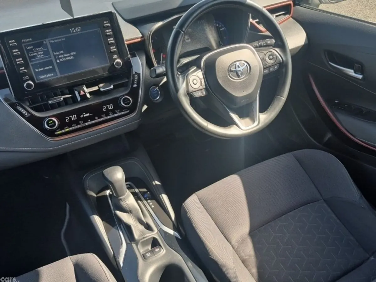 Toyota Corolla Hatchback, Petrol Hybrid, 2019, White