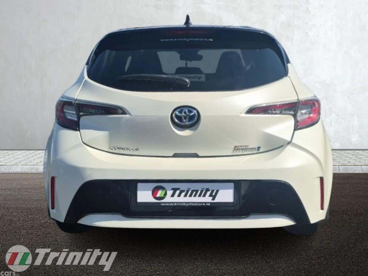 Toyota Corolla Hatchback, Petrol Hybrid, 2019, White