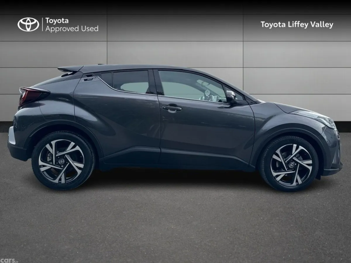 Toyota C-HR SUV, Petrol Hybrid, 2023, Grey