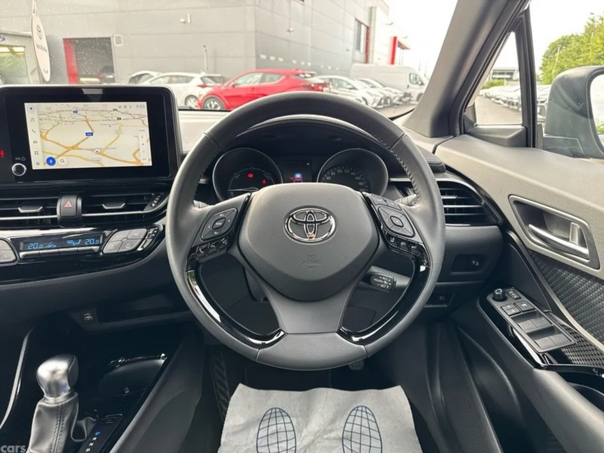Toyota C-HR SUV, Petrol Hybrid, 2023, Grey