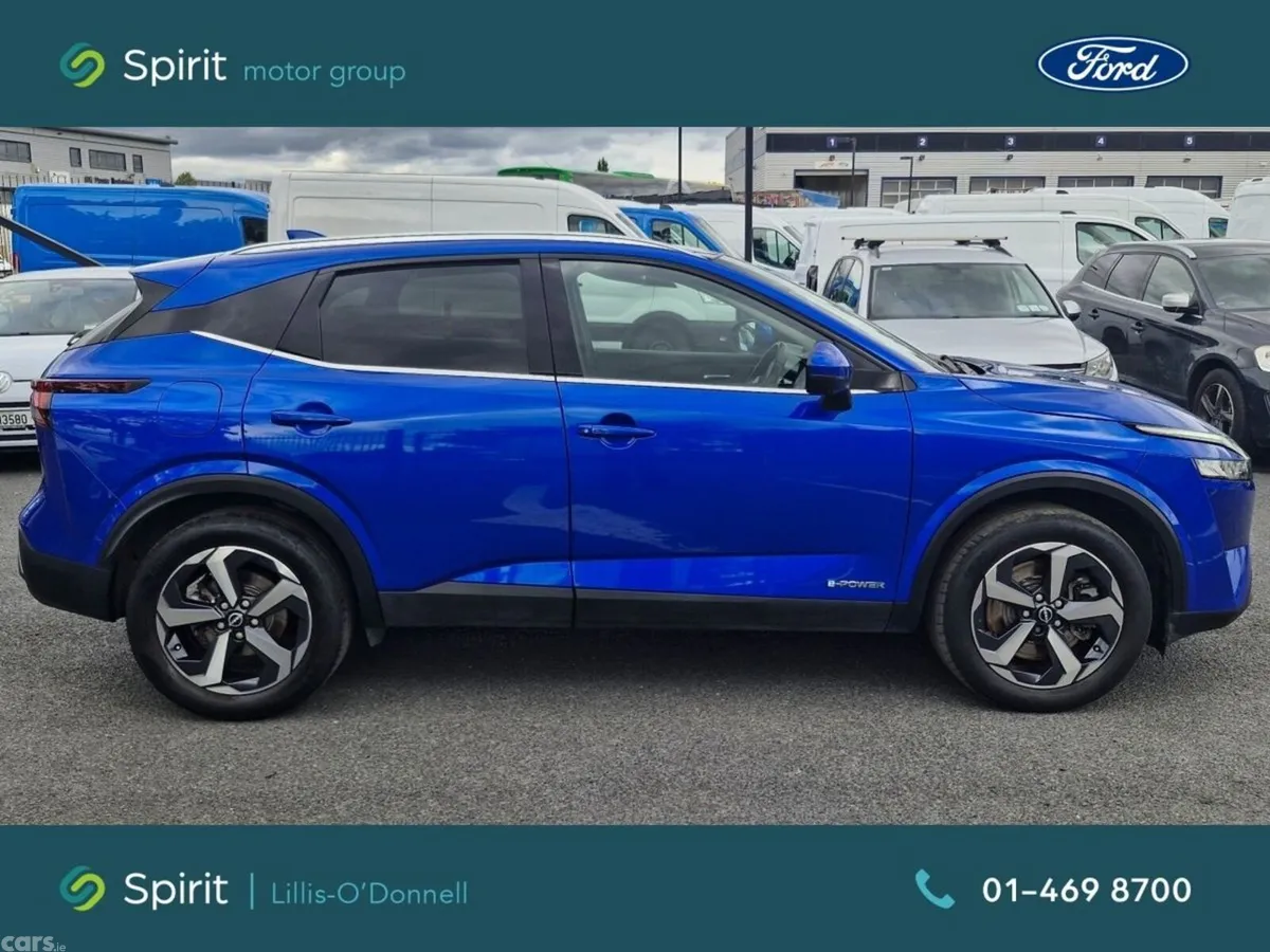 Nissan Qashqai MPV, Petrol Hybrid, 2023, Blue