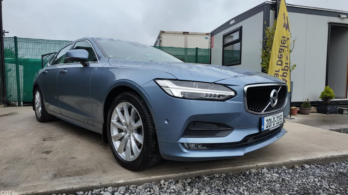 Volvo S90 Saloon, Diesel, 2020, Blue