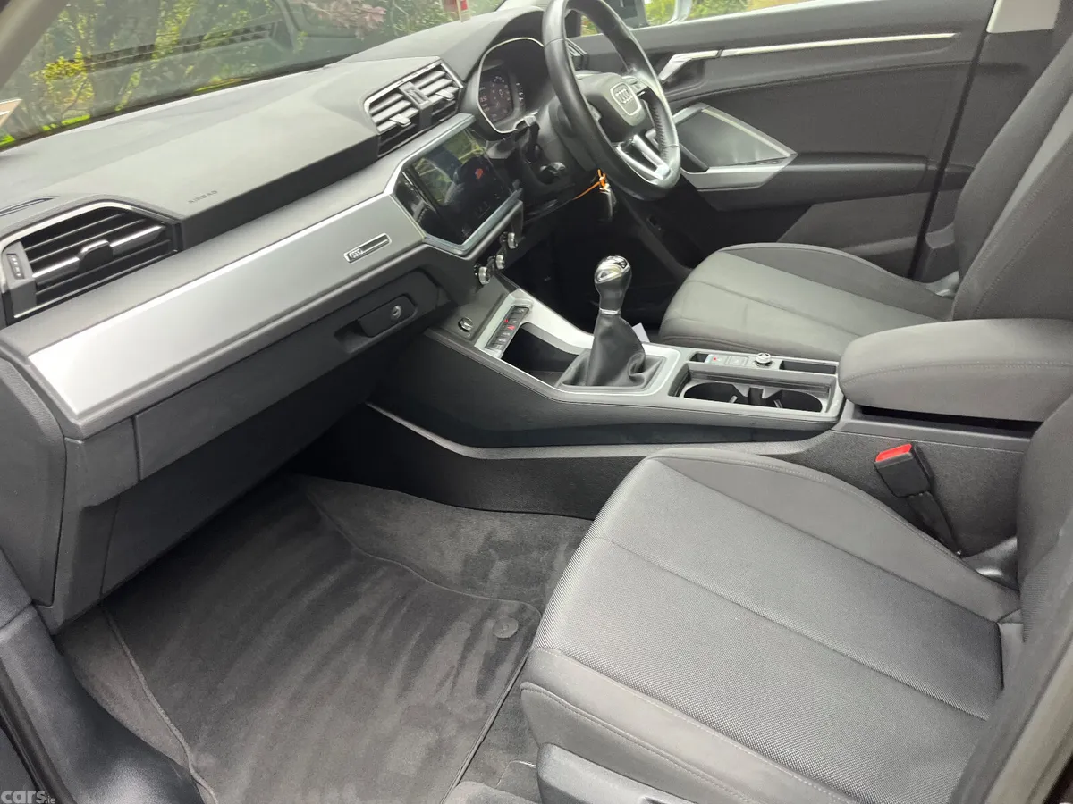 Audi Q3 SUV, Petrol, 2020, Black