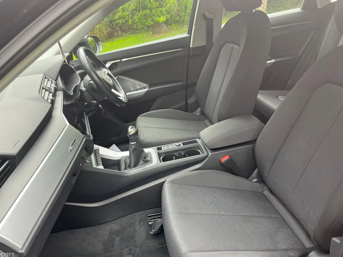 Audi Q3 SUV, Petrol, 2020, Black