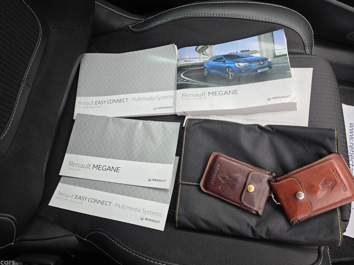 Renault Megane Saloon, Diesel, 2021, Grey