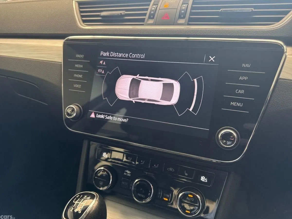 Skoda Superb Saloon, Diesel, 2023, Black