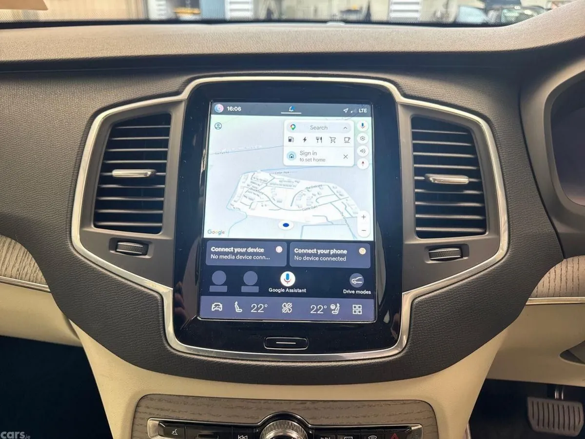 Volvo XC90 SUV, Petrol Plug-in Hybrid, 2024, Black