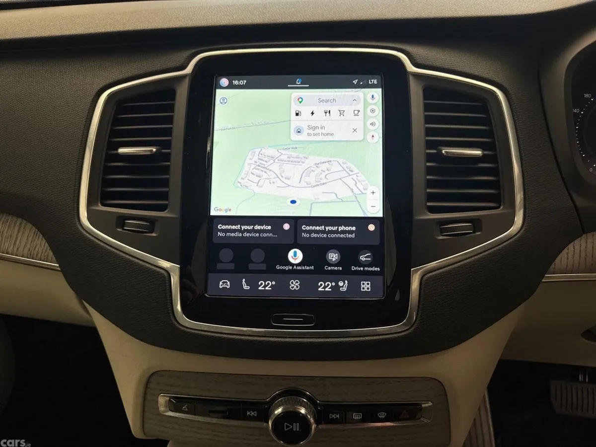 Volvo XC90 SUV, Petrol Plug-in Hybrid, 2024, Black