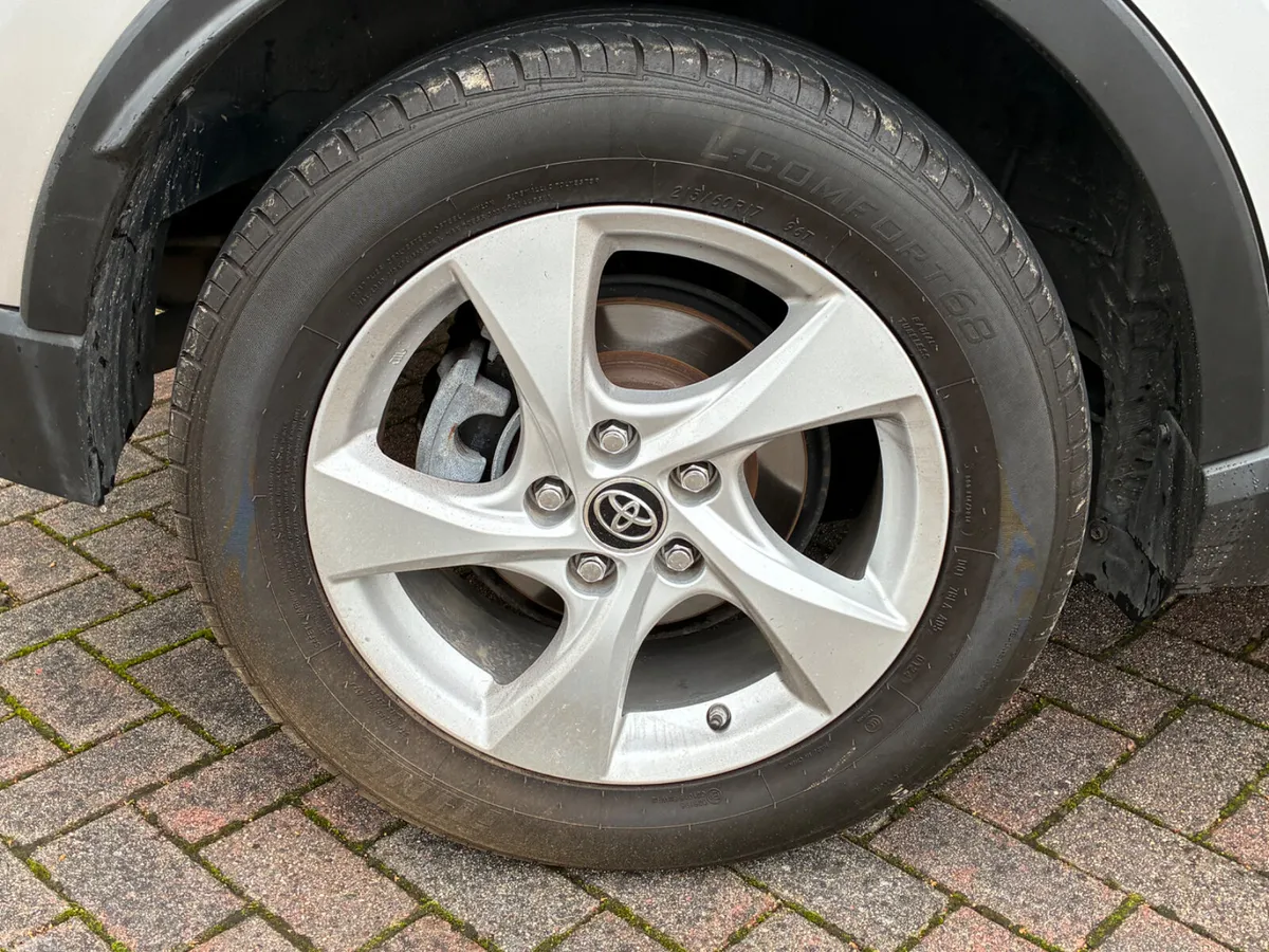 Toyota C-HR Hatchback, Petrol, 2017, Grey