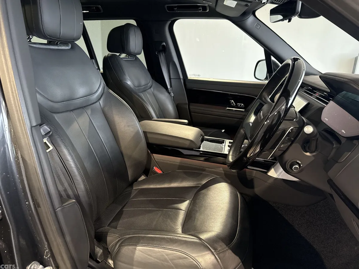 Land Rover Range Rover SUV, Diesel Hybrid, 2023, Grey