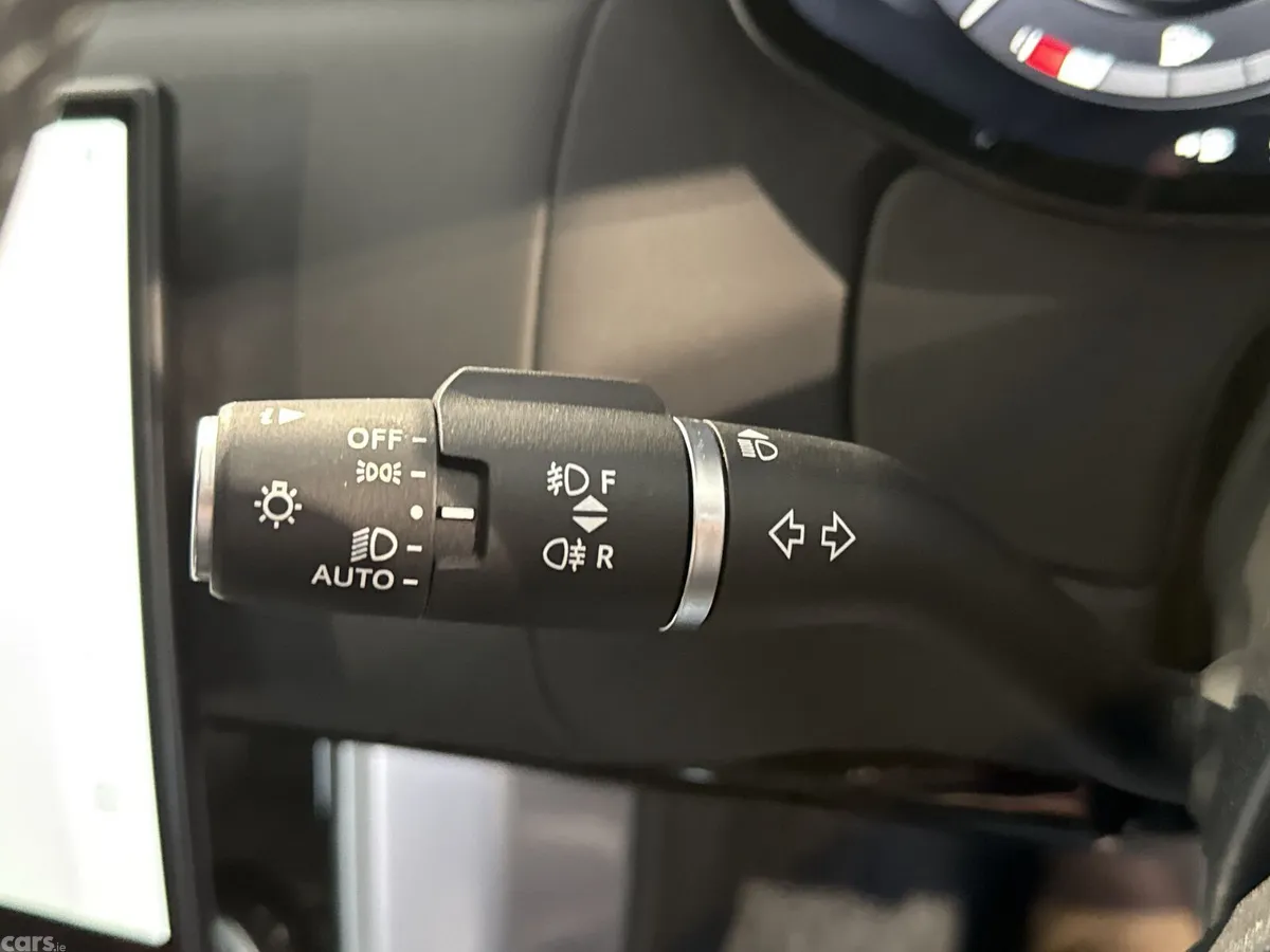 Land Rover Range Rover SUV, Diesel Hybrid, 2023, Grey