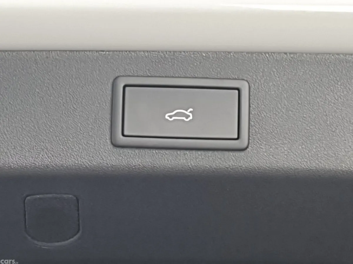 Skoda Kodiaq SUV, Petrol Plug-in Hybrid, 2026, Grey