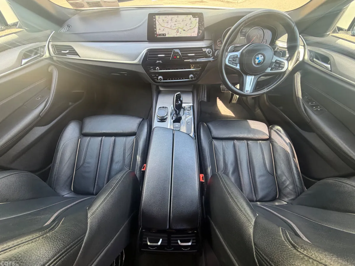 BMW 5-Series Saloon, Petrol Plug-in Hybrid, 2018, White