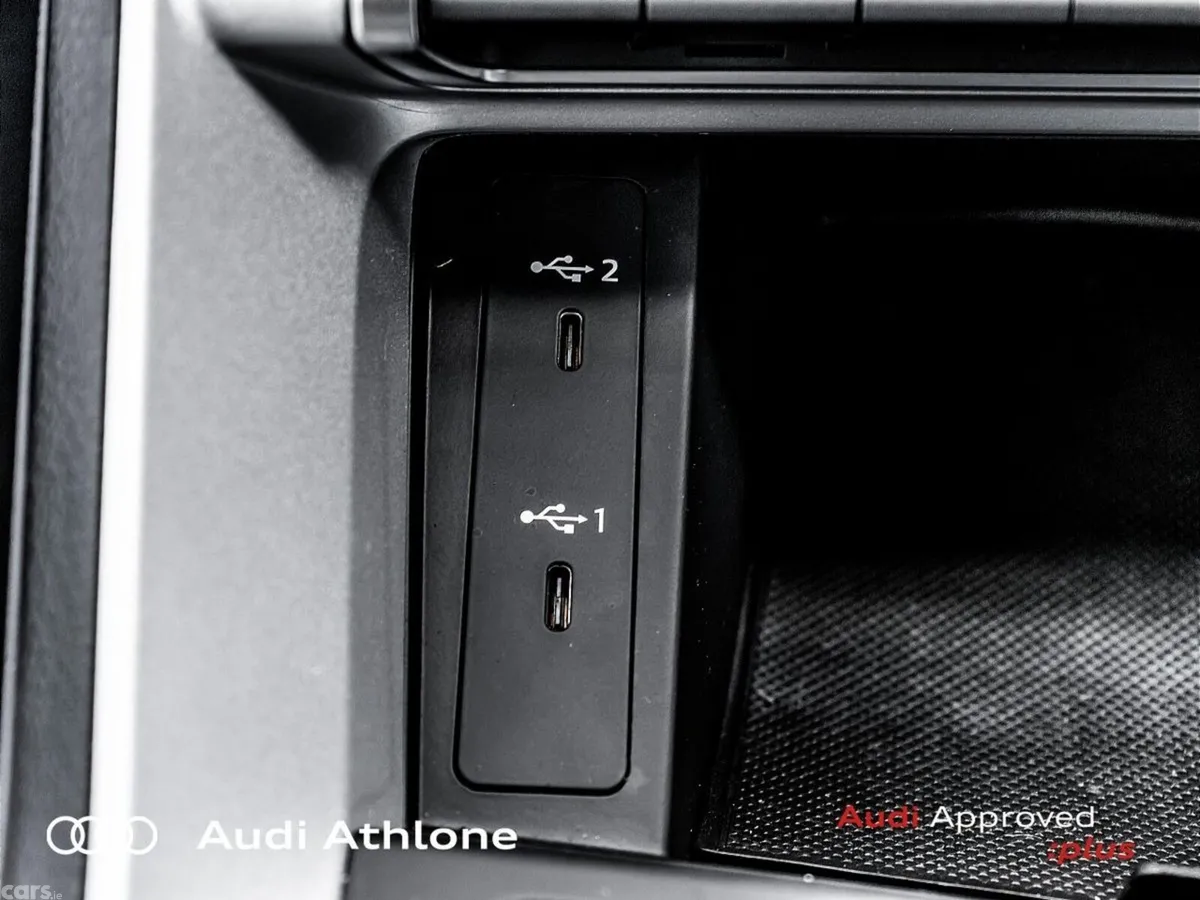 Audi Q3 MPV, Diesel, 2022, Blue