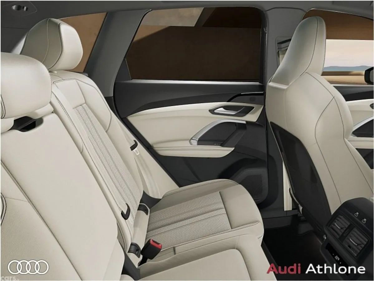 Audi Q5 SUV, Diesel Hybrid, 2027, Blue