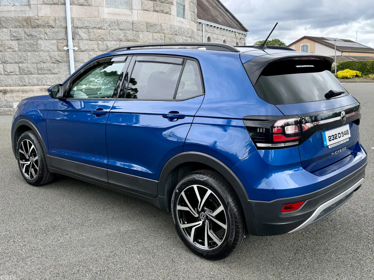 Volkswagen T-Cross Estate/Jeep, Petrol, 2023, Blue
