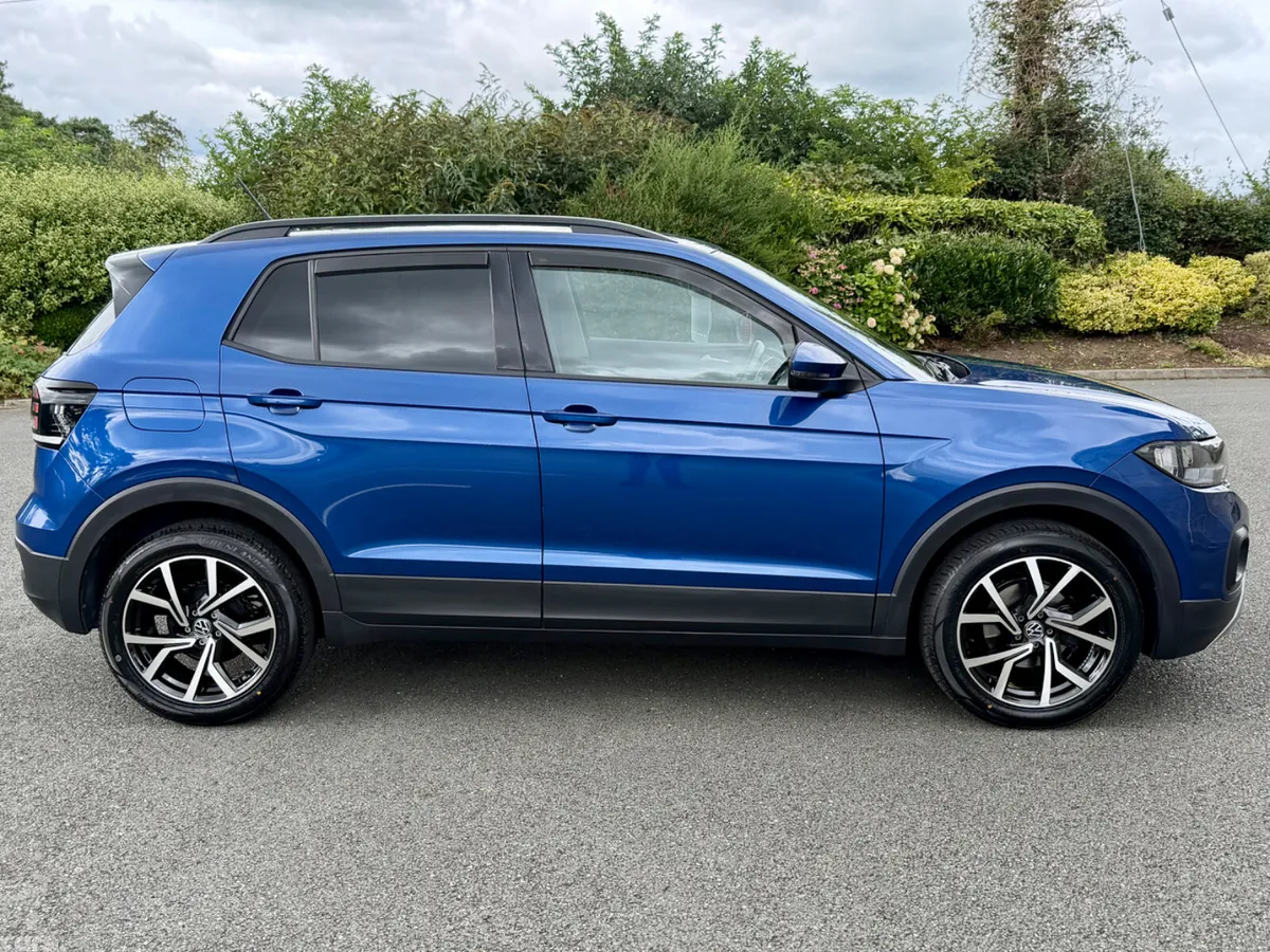Volkswagen T-Cross Estate/Jeep, Petrol, 2023, Blue