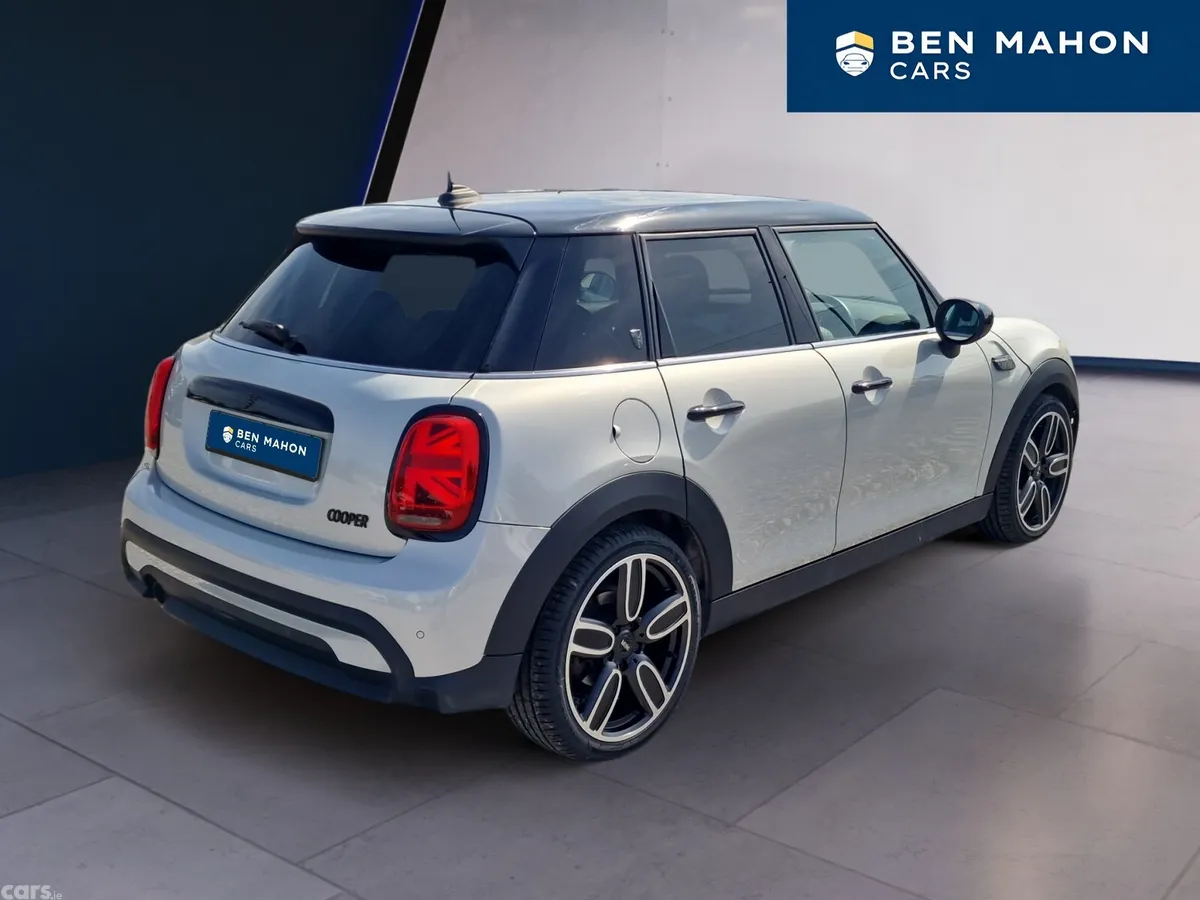 Mini Cooper Hatchback, Petrol, 2022, Silver