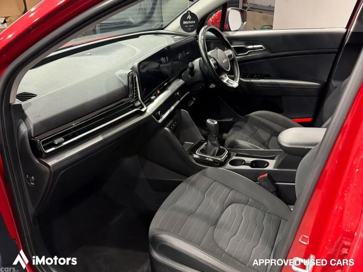 Kia Sportage SUV, Diesel, 2022, Red