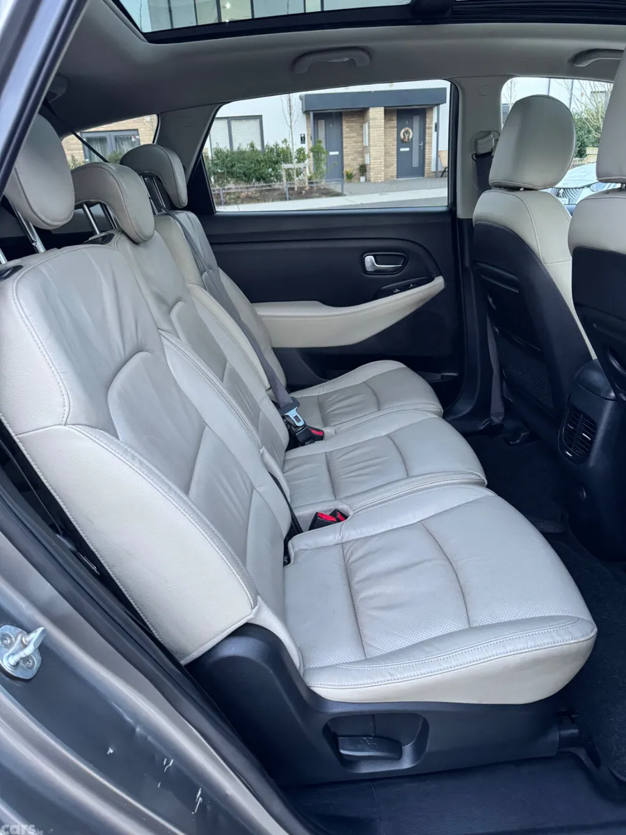 Kia Carens MPV, Diesel, 2018, Grey