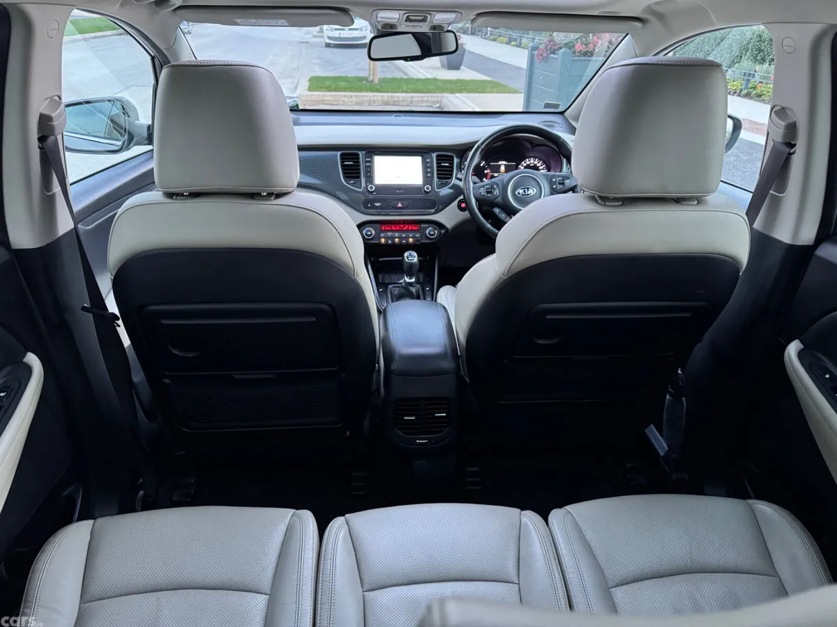 Kia Carens MPV, Diesel, 2018, Grey