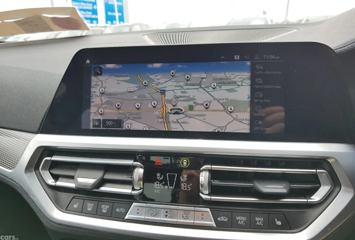 BMW 3-Series Saloon, Petrol Plug-in Hybrid, 2019, Blue
