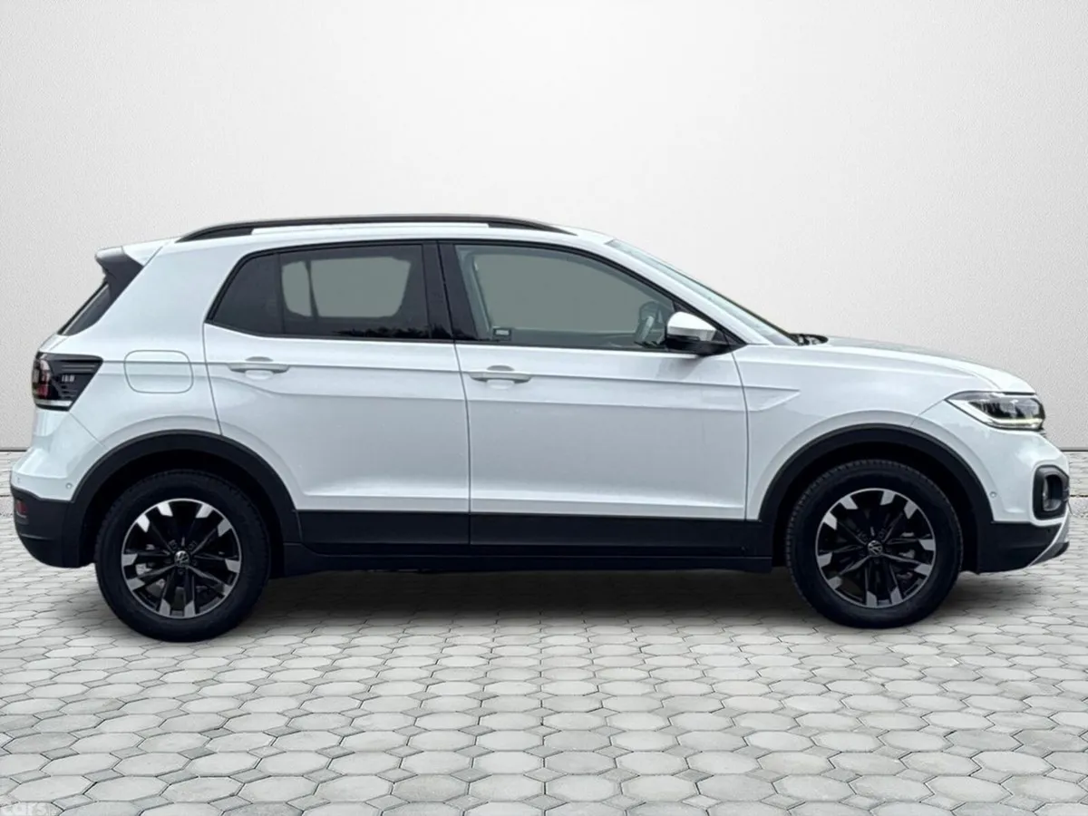 Volkswagen T-Cross Hatchback, Petrol, 2021, White