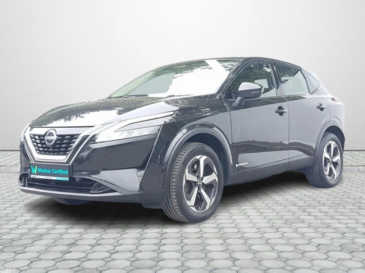 Nissan Qashqai MPV, Petrol, 2023, Black