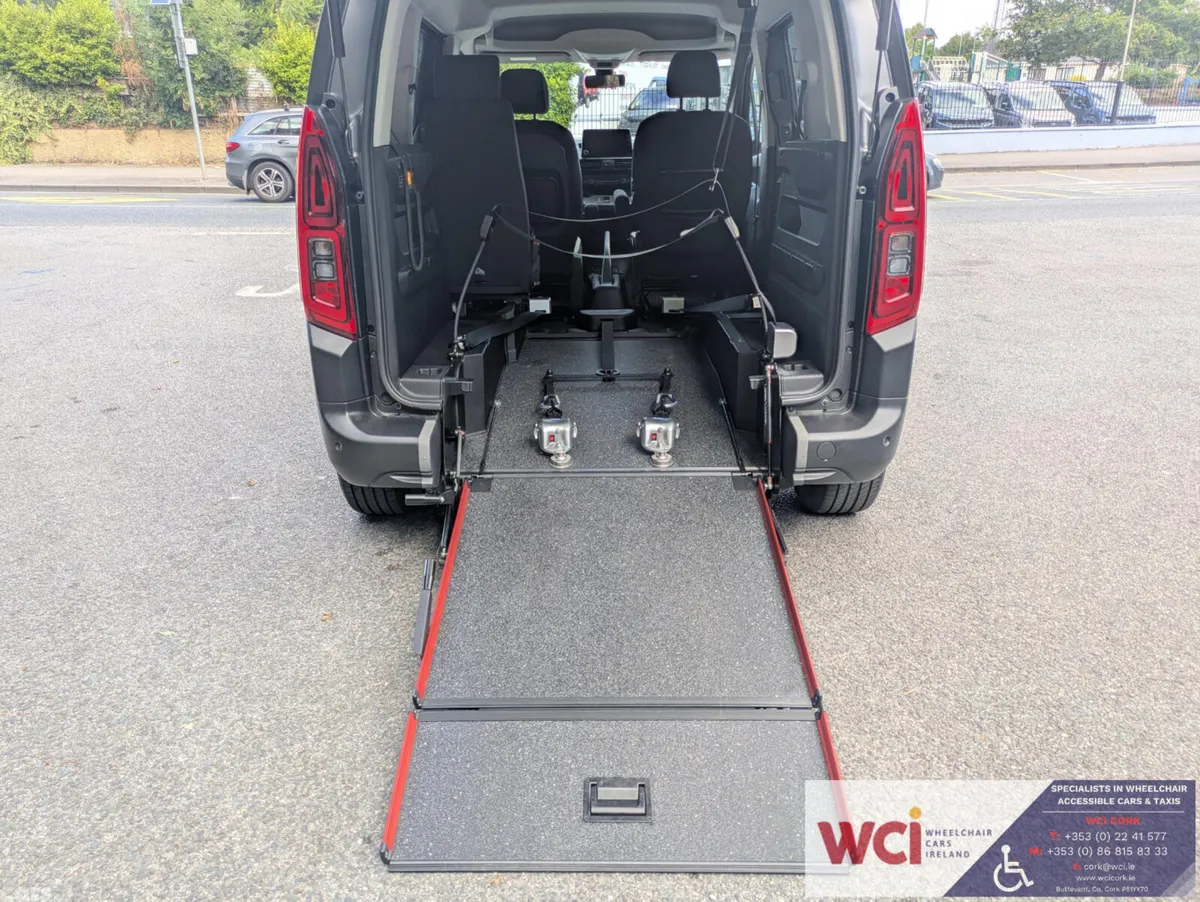 Other Other MPV, Diesel, 2024, Grey