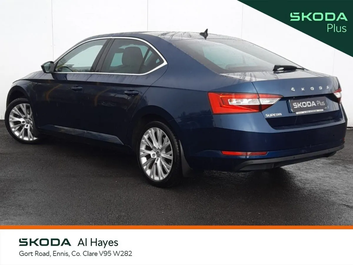 Skoda Superb Saloon, Diesel, 2023, Blue