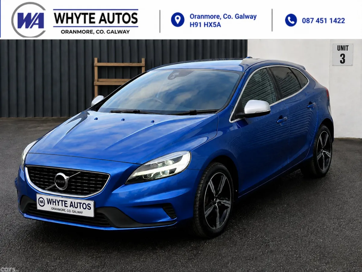 Volvo V40 Hatchback, Diesel, 2017, Blue