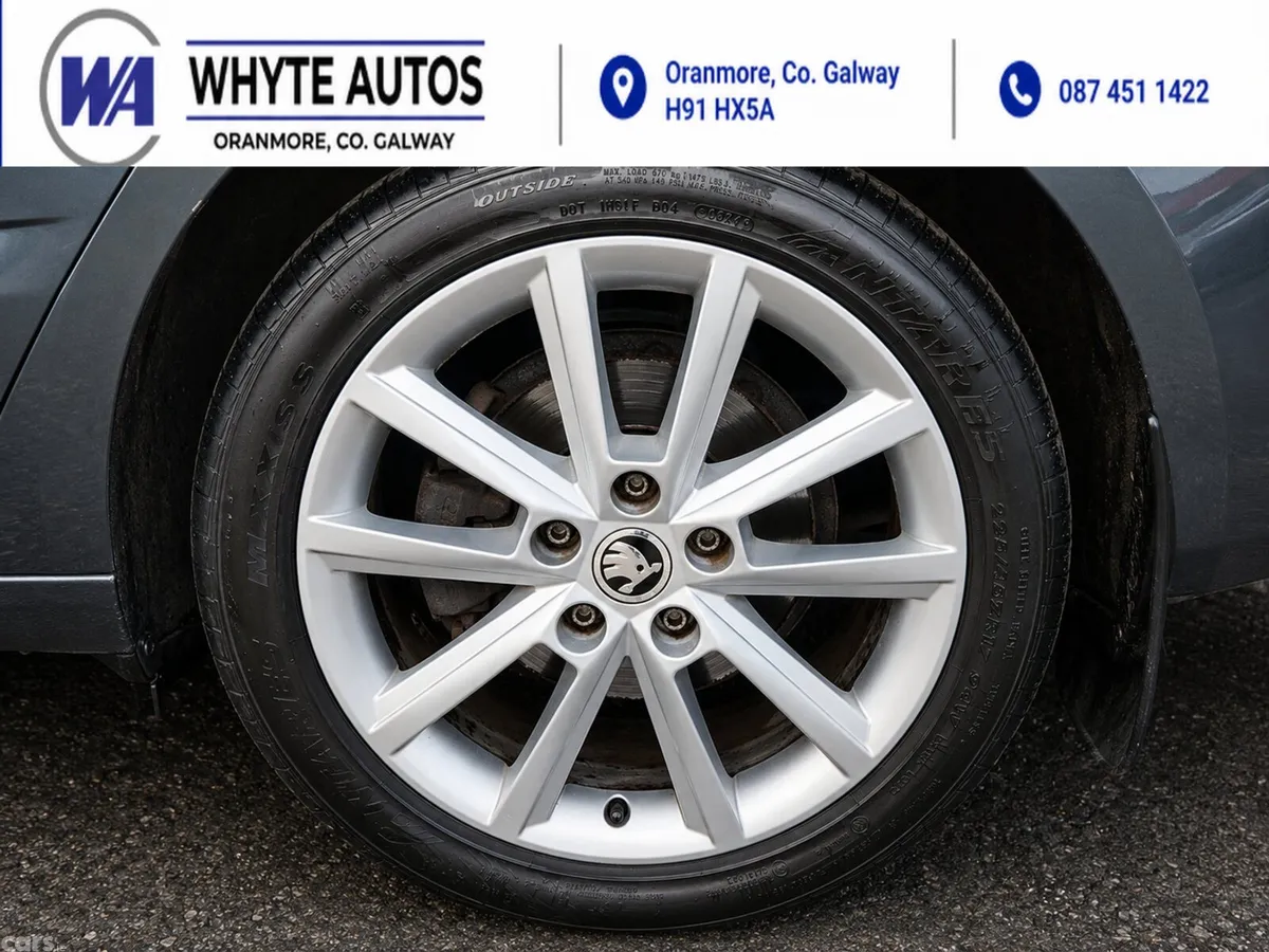 Skoda Octavia Saloon, Diesel, 2016, Grey