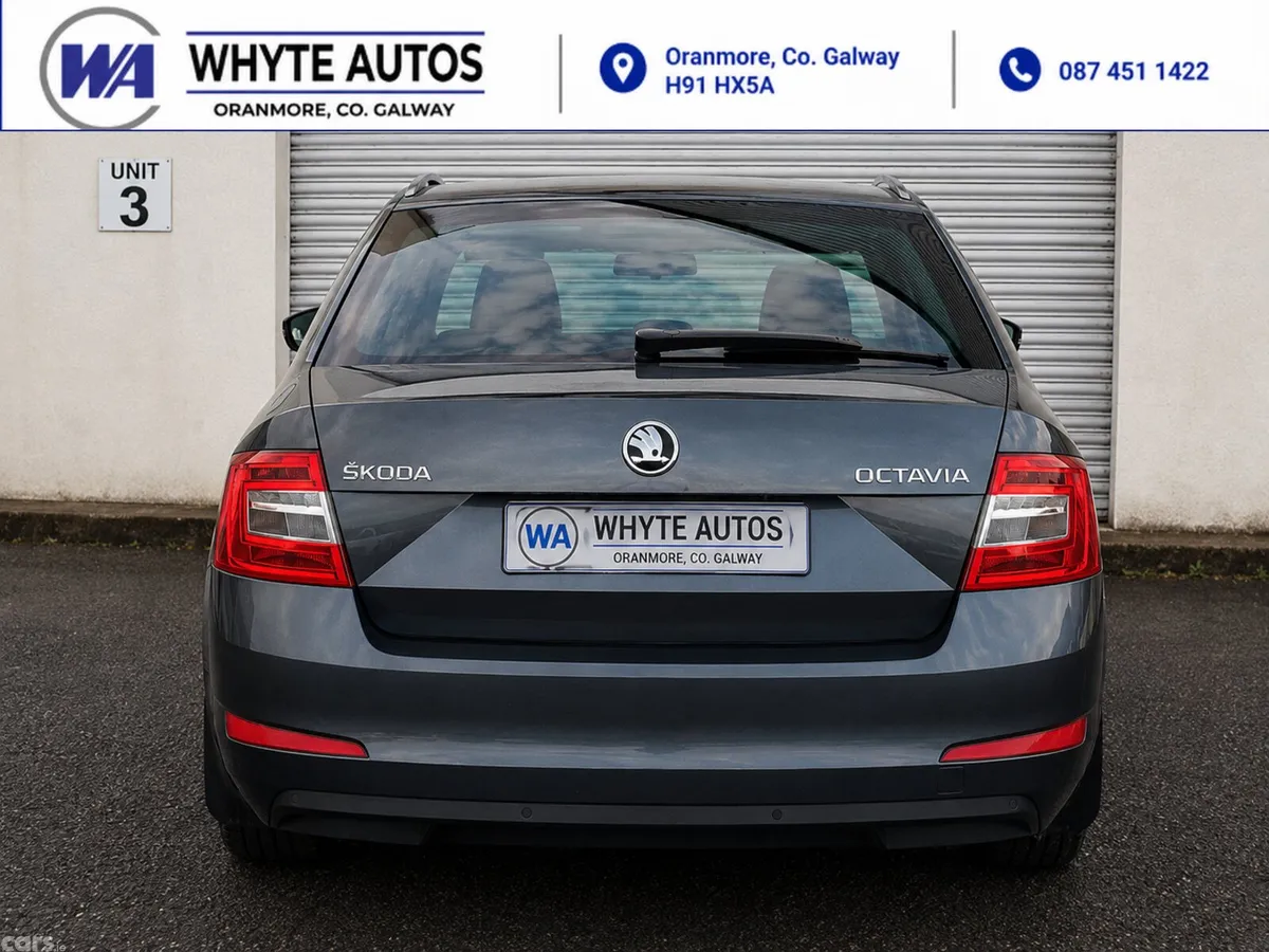 Skoda Octavia Saloon, Diesel, 2016, Grey