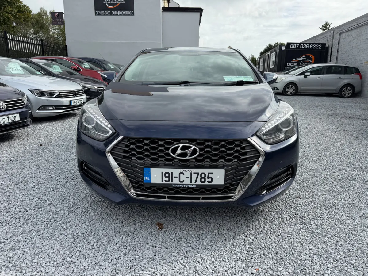 Hyundai i40 Saloon, Diesel, 2019, Blue