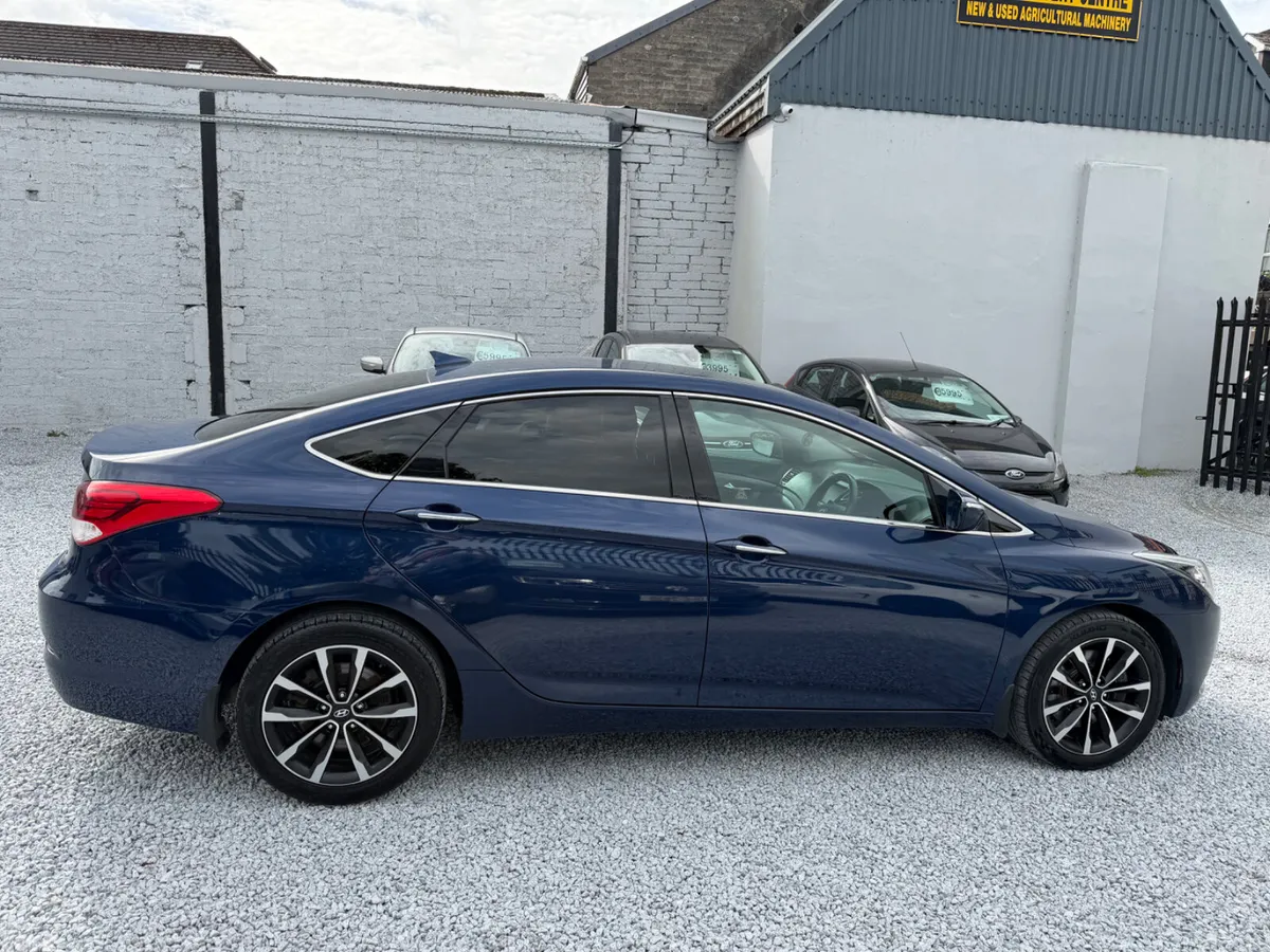 Hyundai i40 Saloon, Diesel, 2019, Blue