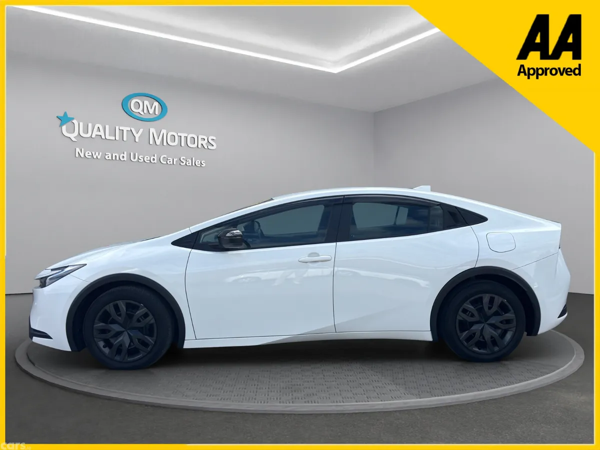 Toyota Prius Hatchback, Petrol Hybrid, 2023, White
