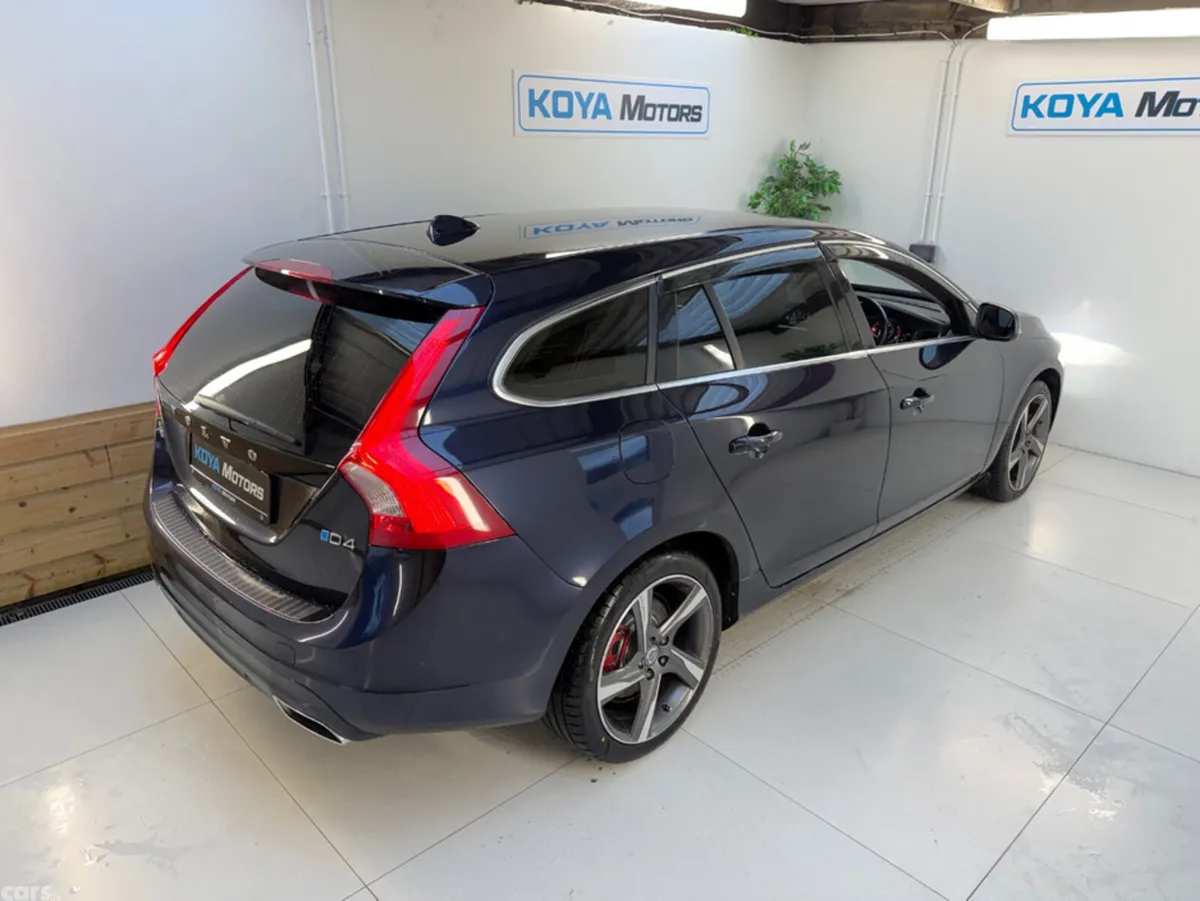 Volvo V60 Estate, Diesel, 2017, Blue