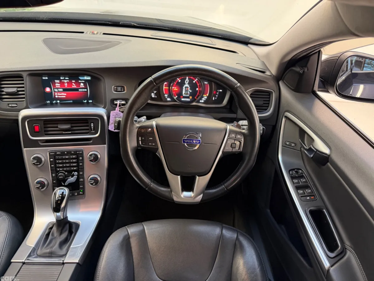 Volvo V60 Estate, Diesel, 2017, Blue