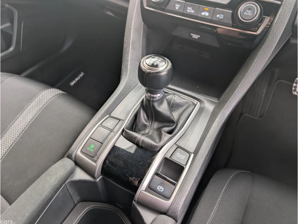 Honda Civic Hatchback, Petrol, 2021, White