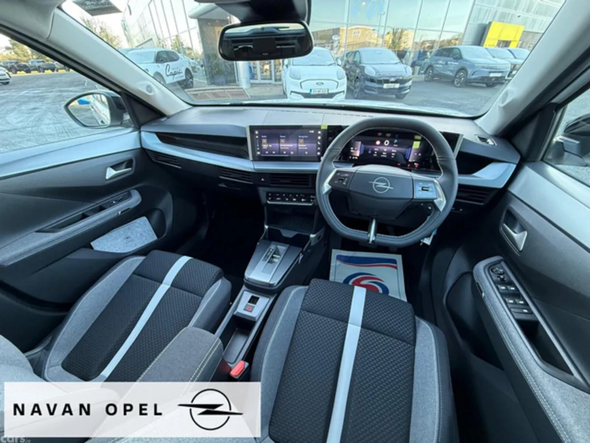 Opel Frontera SUV, Petrol Hybrid, 2027, White