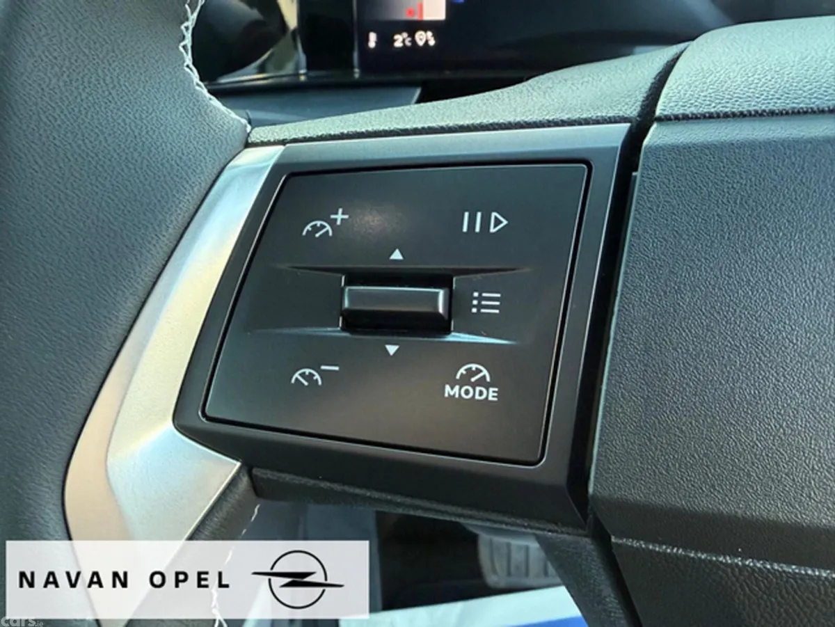 Opel Frontera SUV, Petrol Hybrid, 2027, White