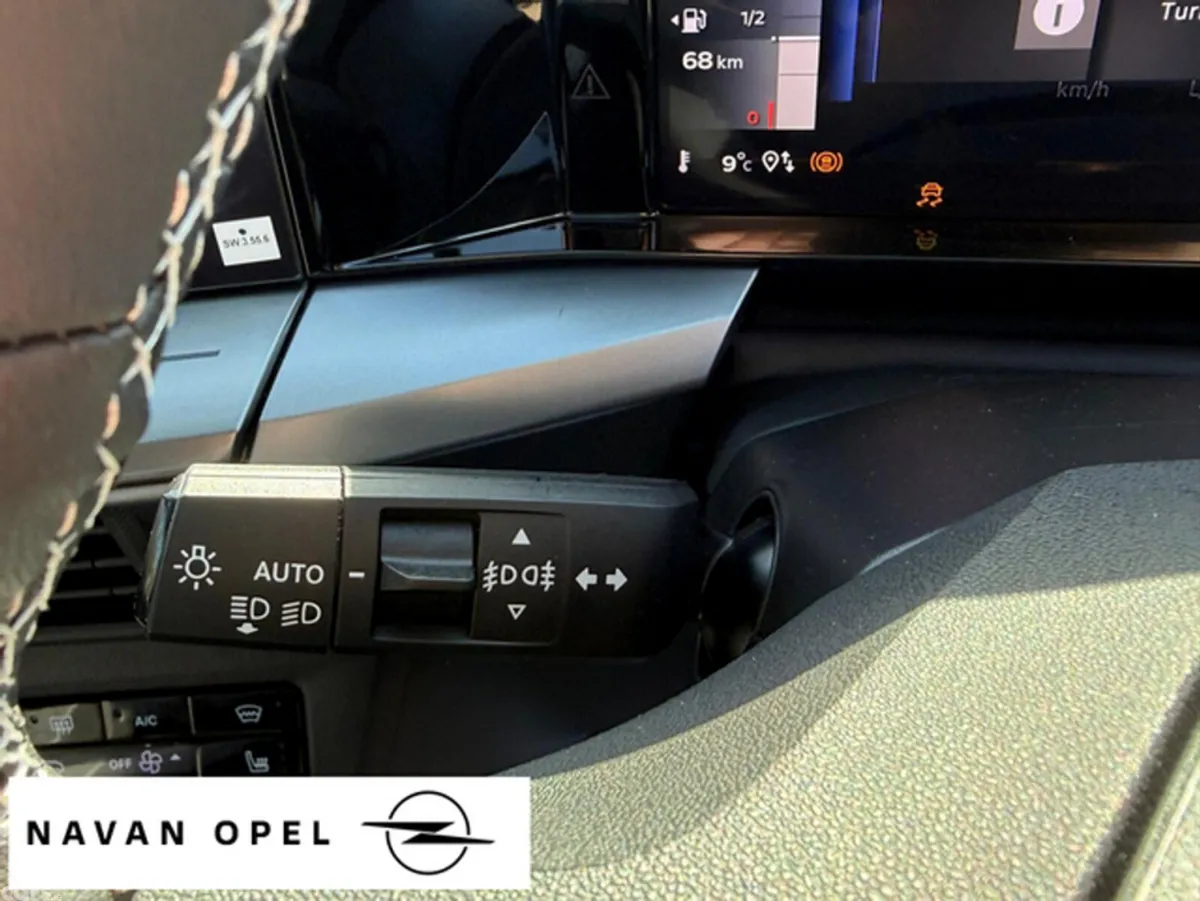 Opel Frontera SUV, Petrol Hybrid, 2027, Silver