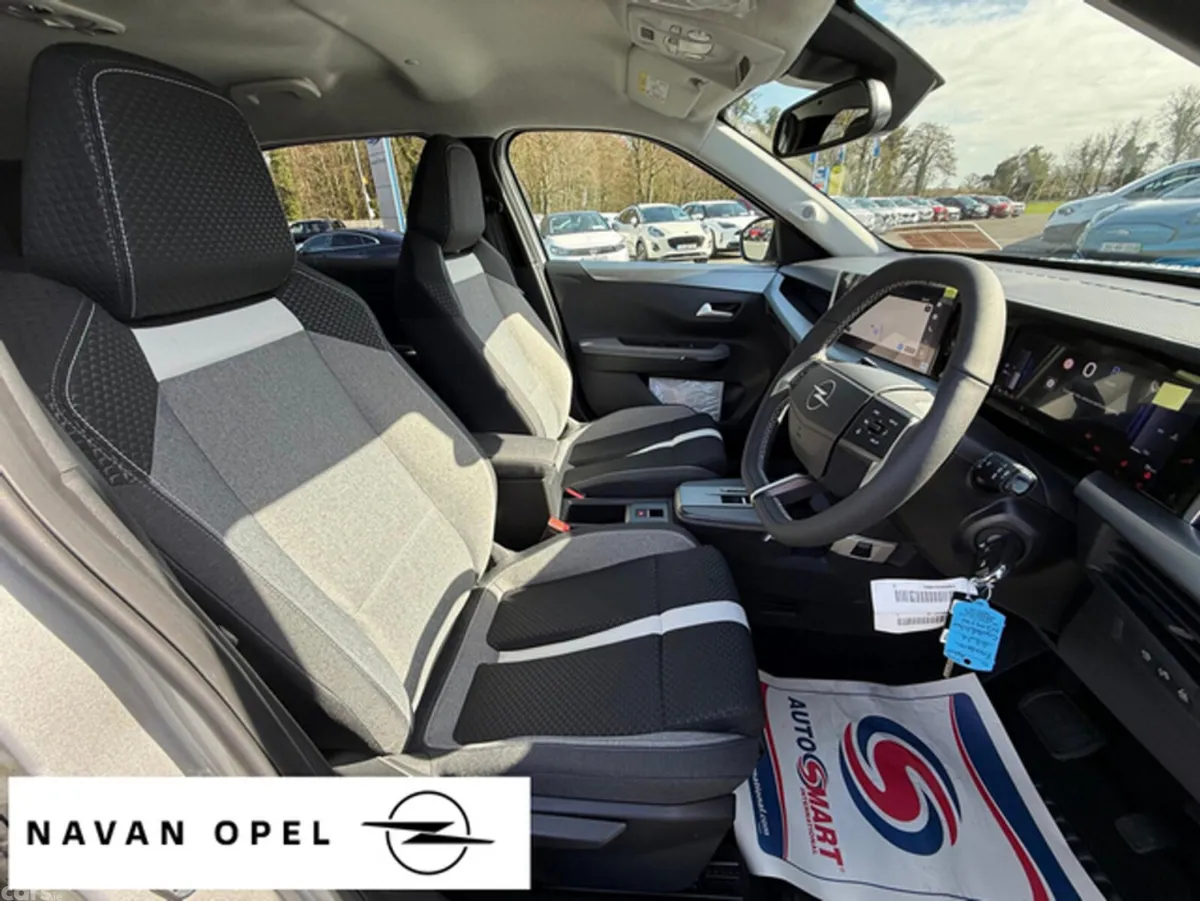 Opel Frontera SUV, Petrol Hybrid, 2027, Silver