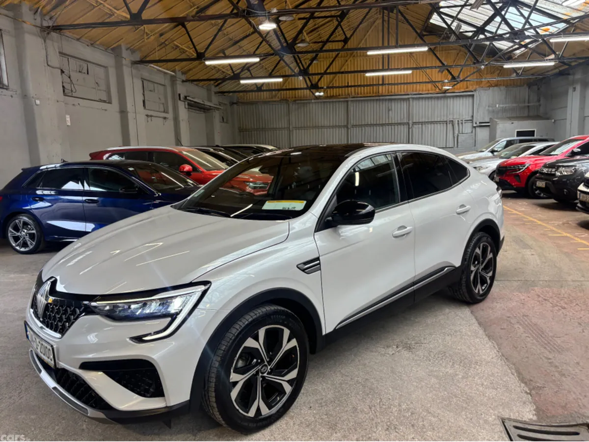 Renault Arkana Hatchback, Petrol, 2024, White