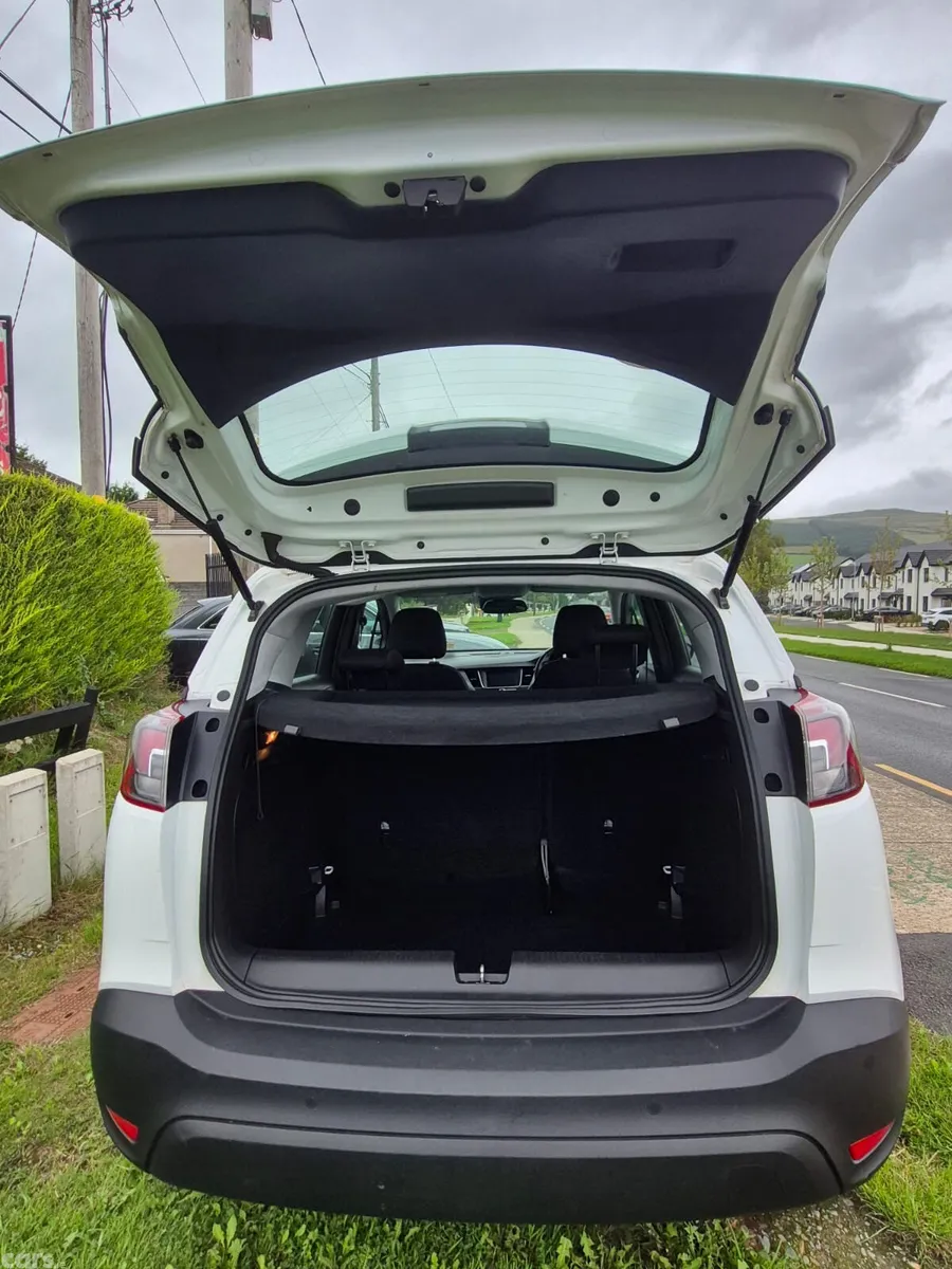Opel Crossland X SUV, Petrol, 2019, White